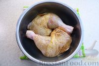 Фото приготовления рецепта: Куриные окорочка, запечённые в медово-соевом соусе, в рукаве - шаг №3