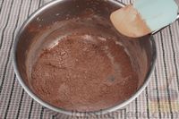 Фото приготовления рецепта: Шоколадные конфеты с печеньем и грецкими орехами - шаг №3