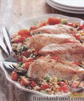 Фото к рецепту: Куриные грудки с рисом и овощами