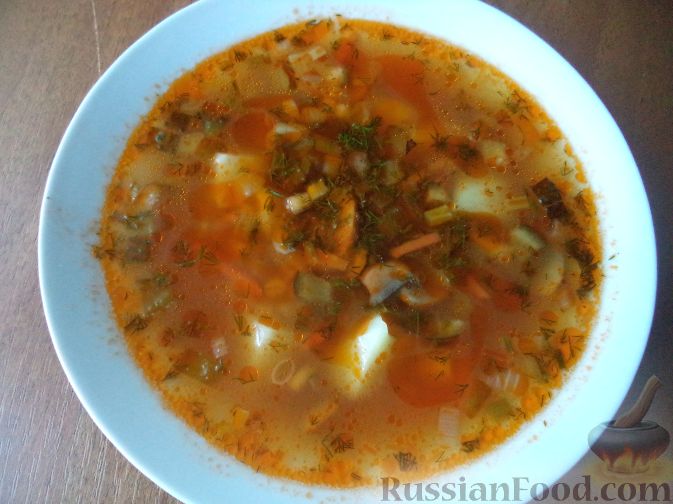 Рецепт Грибной суп с картофелем и солеными огурцами