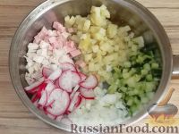 Фото приготовления рецепта: Окрошка мясная по-русски - шаг №10