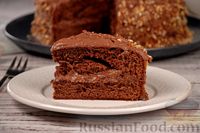 Фото к рецепту: Шоколадный торт с кремом из сметаны и сгущёнки