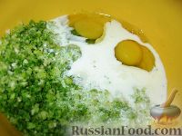 Фото приготовления рецепта: Оладьи из цветной капусты и брокколи - шаг №2