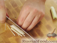 Фото приготовления рецепта: Рисовый суп с замороженными овощами - шаг №8