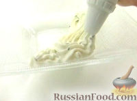Фото приготовления рецепта: Фруктово-ягодное ассорти с сыром - шаг №6