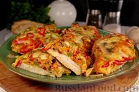 Фото к рецепту: Куриное филе под шубкой из грибов и овощей, в духовке