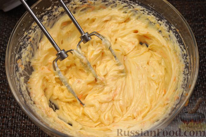 Рецепт: Медовик на кефире, с апельсиновым кремом на RussianFood.com
