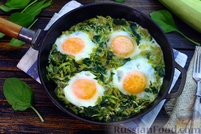 Яичница со шпинатом/ полезная яичница/ Вкусный рецепт на каждый день/диетическая яичница/