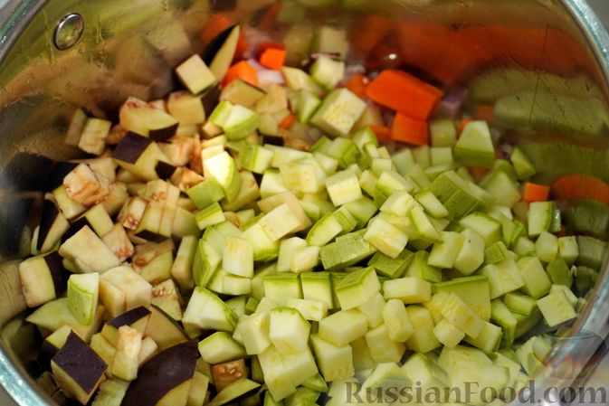 Суп с баклажанами и кабачками