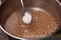 Фото приготовления рецепта: Пряные нутовые шарики с кускусом и сыром - шаг №3