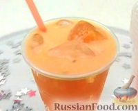 Фото к рецепту: Морковно-цитрусовый напиток с медом
