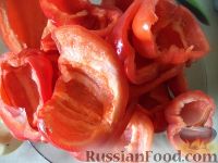 Фото приготовления рецепта: Аджика кабачковая с помидорами - шаг №3