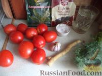 Фото приготовления рецепта: Салат из капусты с орехами и лапшой быстрого приготовления - шаг №4