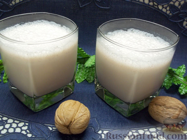 Рецепт Молочный коктейль с коньяком и корицей