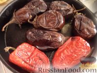 Фото приготовления рецепта: Икра из баклажанов и сладкого перца - шаг №6