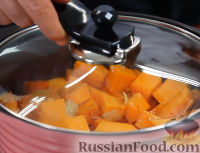 Фото приготовления рецепта: Суп-пюре из тыквы - шаг №9