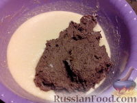 Фото приготовления рецепта: Шоколадный манник - шаг №7