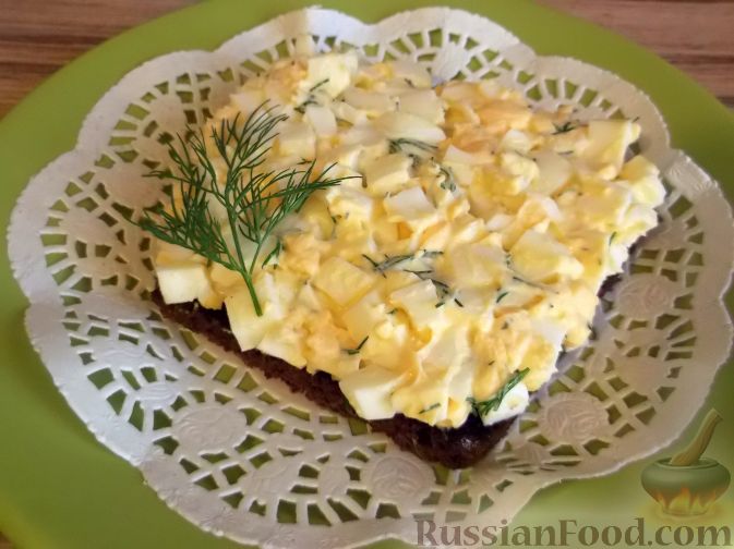 Рецепт Ржаные гренки с чесноком и яйцом