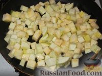 Фото приготовления рецепта: Закуска острая из кабачков с чесноком - шаг №4