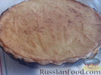Фото приготовления рецепта: Творожный пирог "Лавина" - шаг №11