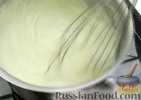 Фото приготовления рецепта: Творожный кекс с изюмом - шаг №5