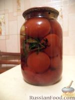 Фото приготовления рецепта: Маринованные помидорки со сладким перцем - шаг №9