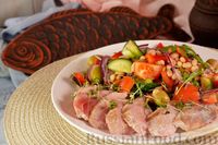 Фото к рецепту: Тонасалата (салат с тунцом, фасолью и свежими овощами)