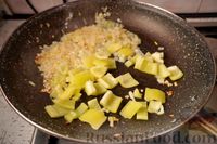 Фото приготовления рецепта: Пёркёльт из куриной печени - шаг №5