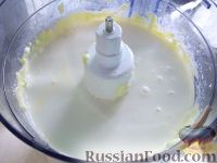 Фото приготовления рецепта: Творожно-молочное суфле - шаг №5