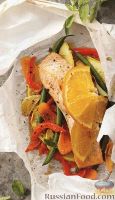 Фото к рецепту: Рыба, запеченная с овощами в пергаменте