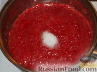 Фото приготовления рецепта: Печеные баклажаны с томатом - шаг №7