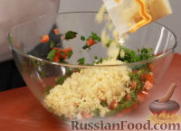 Фото приготовления рецепта: Картофельный суп-пюре с фрикадельками - шаг №4