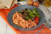 Фото к рецепту: Страпацада (греческая яичница с помидорами и фетой)