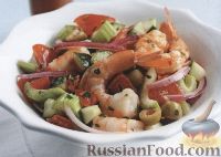 Фото к рецепту: Салат с креветками и овощами