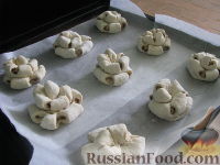 Фото приготовления рецепта: Плюшки с корицей "Хризантема" - шаг №7