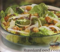Фото к рецепту: Салат цезарь с сухариками и анчоусами