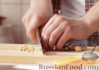 Фото приготовления рецепта: Пюре из тыквы с курицей и фундуком - шаг №8