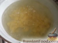 Фото приготовления рецепта: Грибной суп с рисом - шаг №3