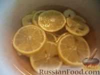 Фото приготовления рецепта: Варенье грушевое с лимоном - шаг №5