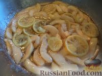 Фото приготовления рецепта: Варенье грушевое с лимоном - шаг №7