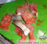 Фото приготовления рецепта: Соленая красная рыба (голец) - шаг №6