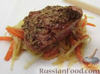 Фото приготовления рецепта: Свёкла, тушенная с морковью в сметане - шаг №8