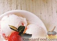 Фото к рецепту: Клубничное мороженое из йогурта