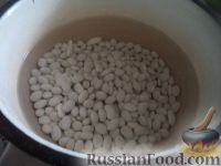 Фото приготовления рецепта: Красный борщ со шкварками и фасолью - шаг №1
