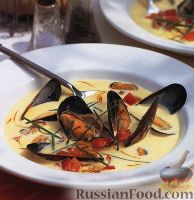 Фото к рецепту: Суп из мидий с помидорами