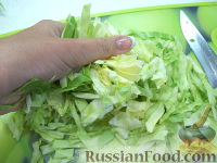 Фото приготовления рецепта: Салат с сардинами и овощами - шаг №1