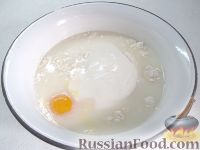 Фото приготовления рецепта: Блинчики, фаршированные яйцом и луком - шаг №4