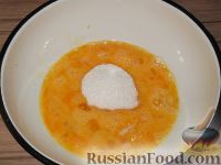Фото приготовления рецепта: Чак-чак (татарское блюдо) - шаг №2