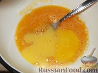 Фото приготовления рецепта: Чак-чак (татарское блюдо) - шаг №4
