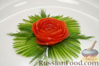 Фото к рецепту: Роза из помидора
